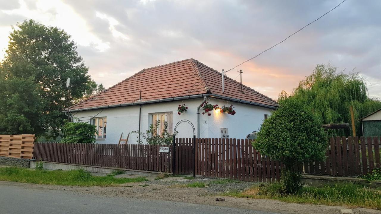 Tepke Guesthouse Garáb エクステリア 写真